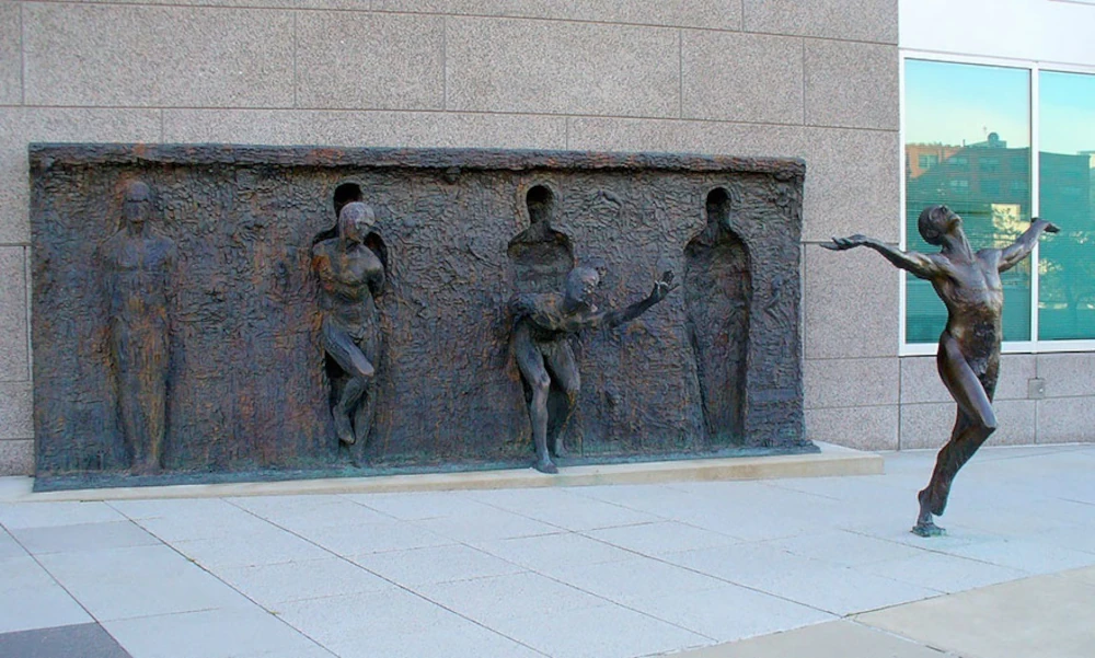 "Freedom" (also known as "Break Through From Your Mold", Philadelphia, PA