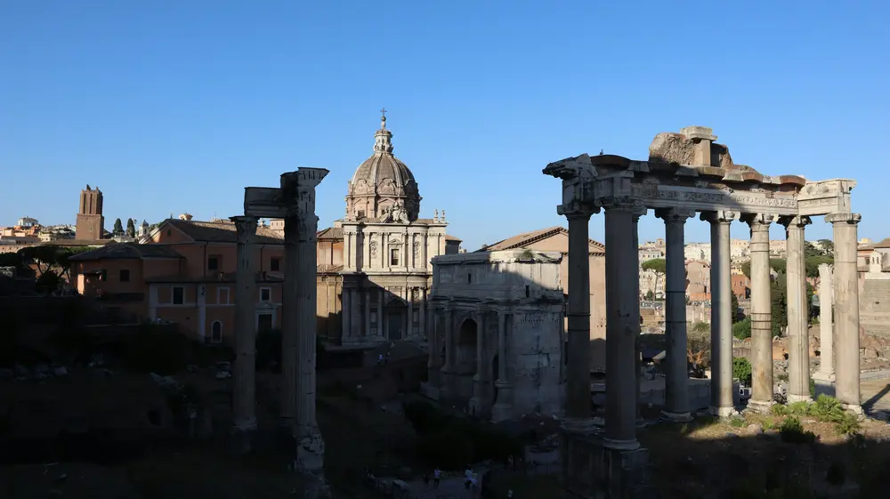 The Roman Forum. Courtesy of Unsplash Images. Author: Satvik.