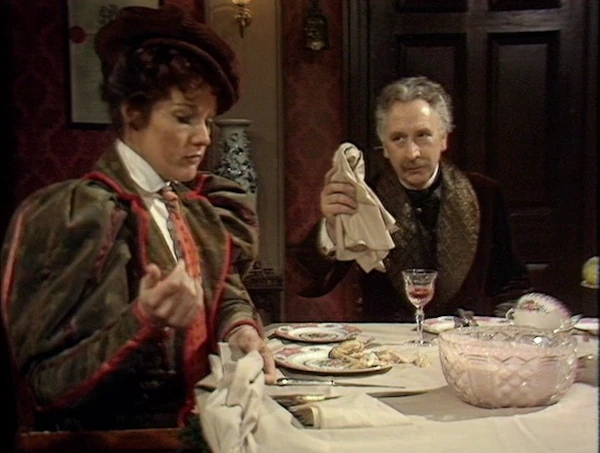 Leela's Table Manners