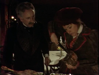 Leela's Table Manners