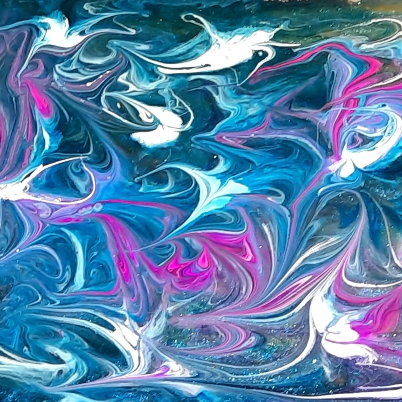 An Image of some crazily patterned epoxy resin